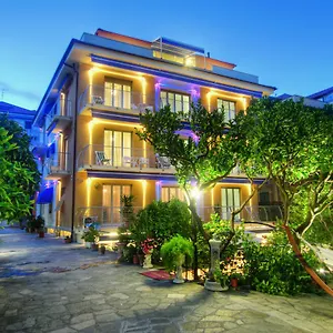 Delibera Hotel